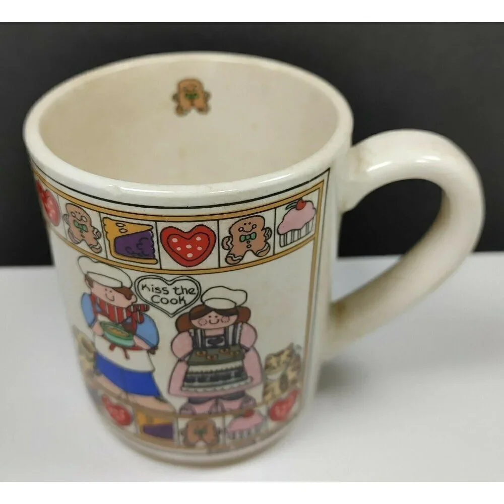 Susan Marie McChesney Kiss The Cook Coffee Mug Gingerbread Cupcake Heart Vintage